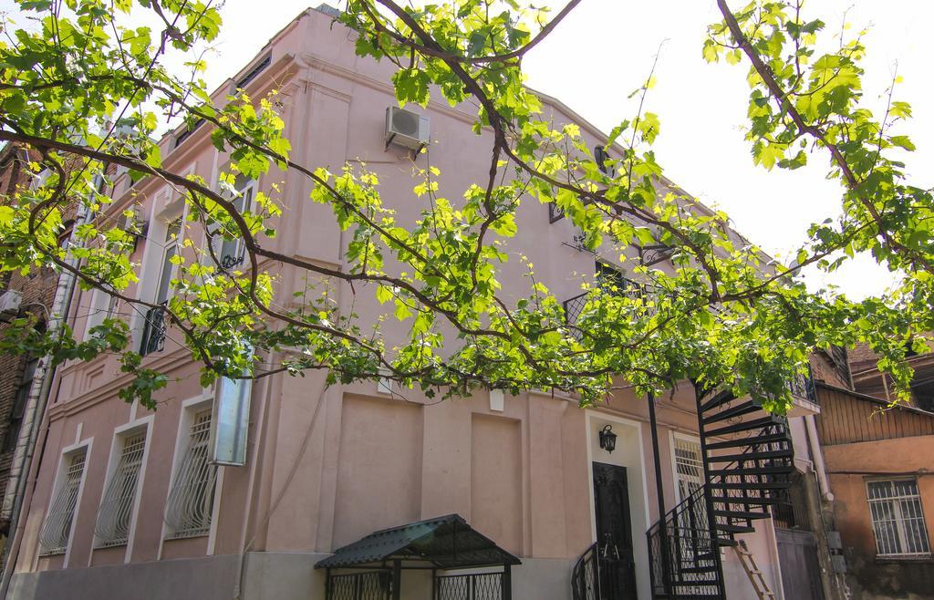 Terrace Garden Boutique Hotel Tbilisi Buitenkant foto