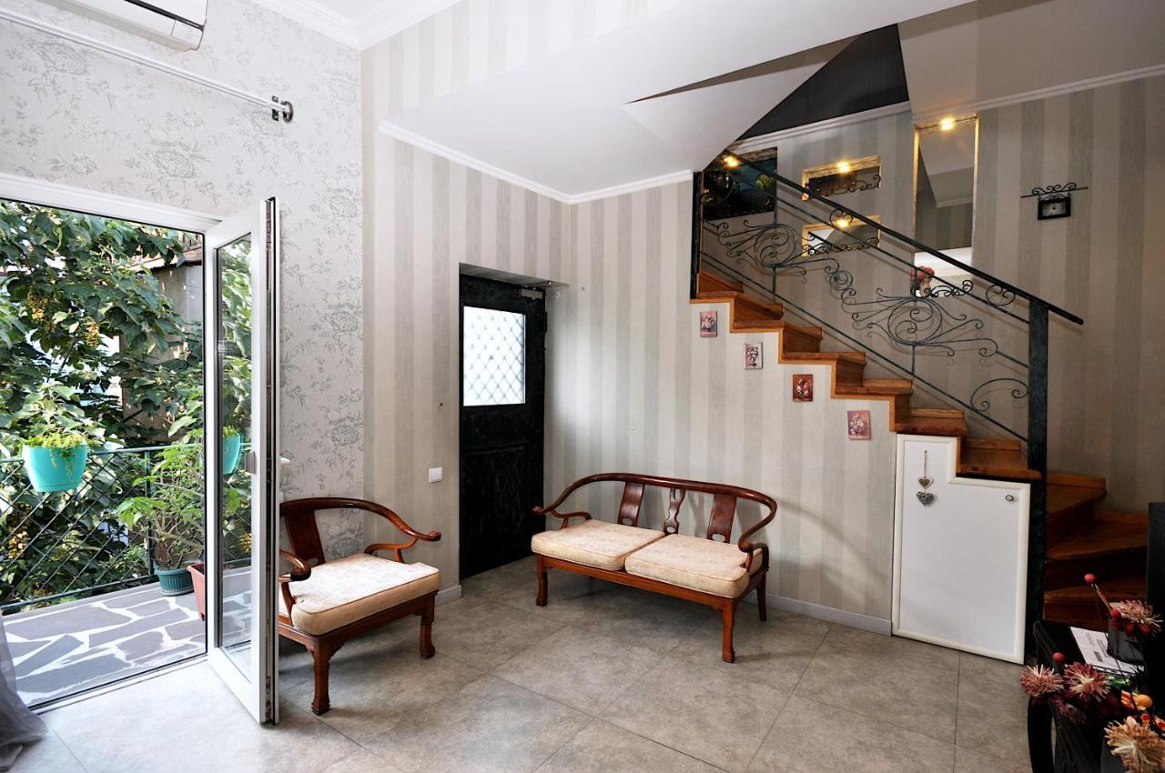 Terrace Garden Boutique Hotel Tbilisi Buitenkant foto